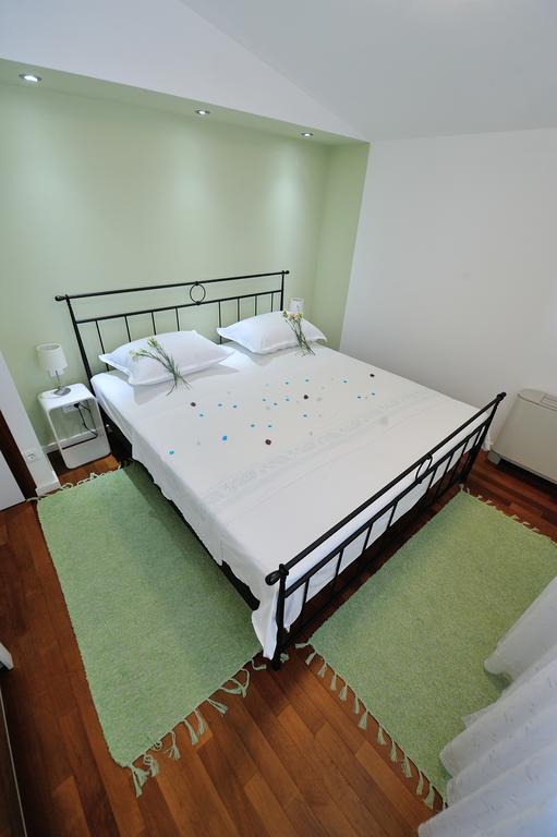 Apartments Villa White House Omiš Zimmer foto