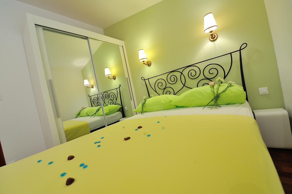 Apartments Villa White House Omiš Zimmer foto
